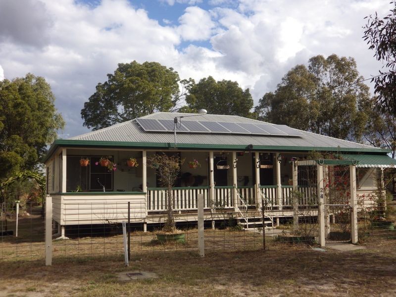 24 Russell Street, Wallumbilla QLD 4428