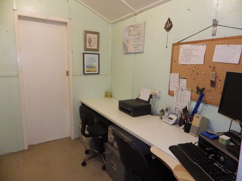 24 Russell Street, Wallumbilla QLD 4428