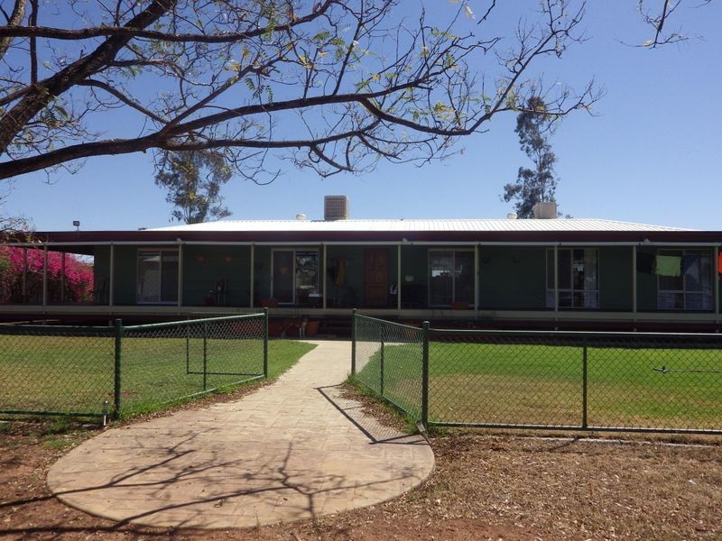 164 Duke Street, Roma QLD 4455