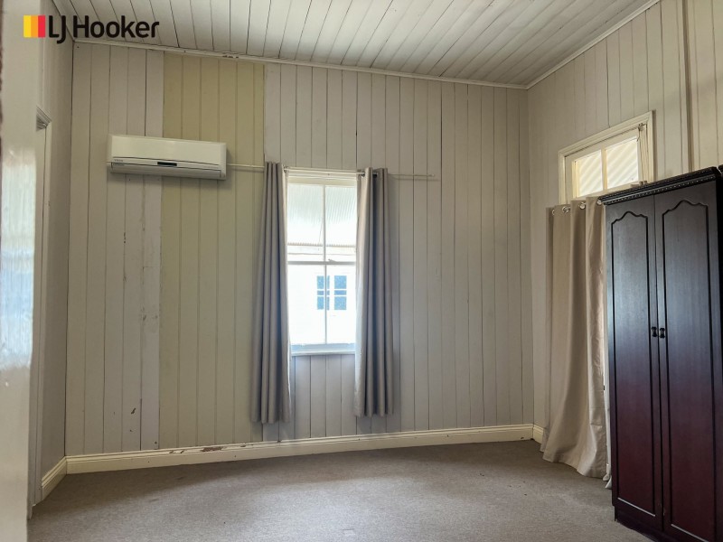 39 Raglan Street, Roma QLD 4455