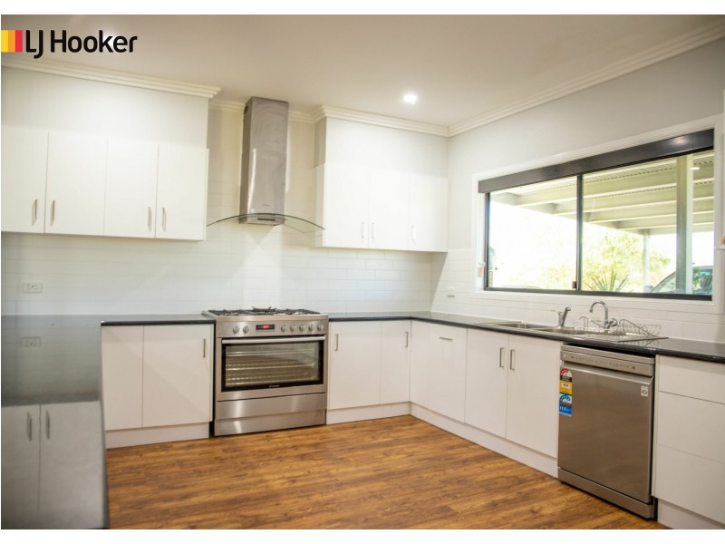 172 Woodside Road, Roma QLD 4455