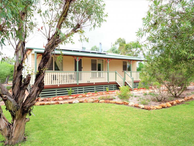 59 Louisa Street, Mitchell QLD 4465