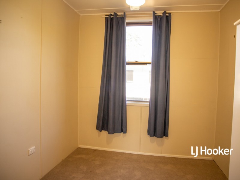 16 Hoffman Street, Roma QLD 4455