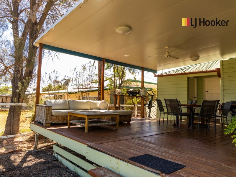 37 William Street, Roma QLD 4455