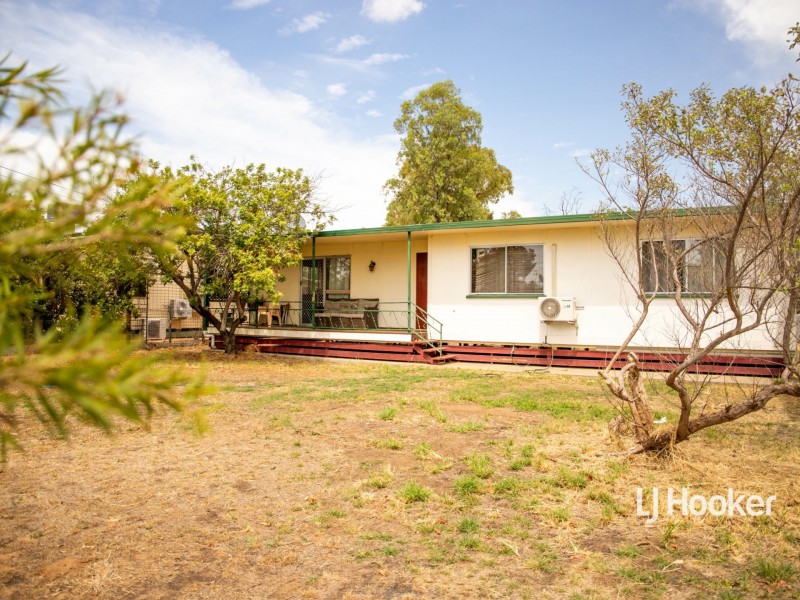 3 Wright Street, Roma QLD 4455