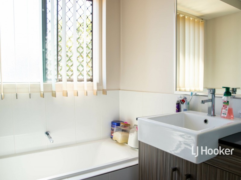 19 Lomandra Avenue, Roma QLD 4455