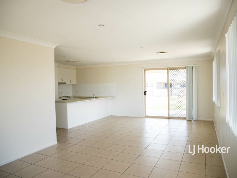 11 Lockyer Crescent, Roma QLD 4455