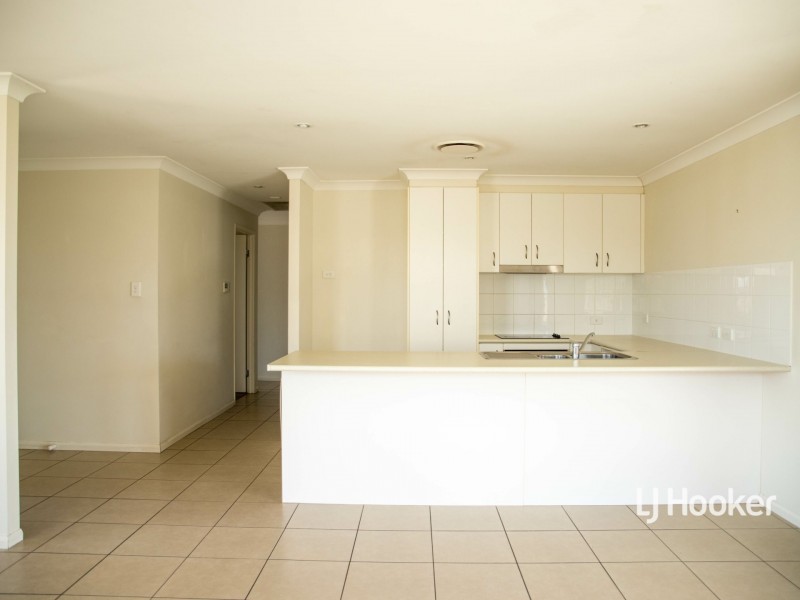 11 Lockyer Crescent, Roma QLD 4455