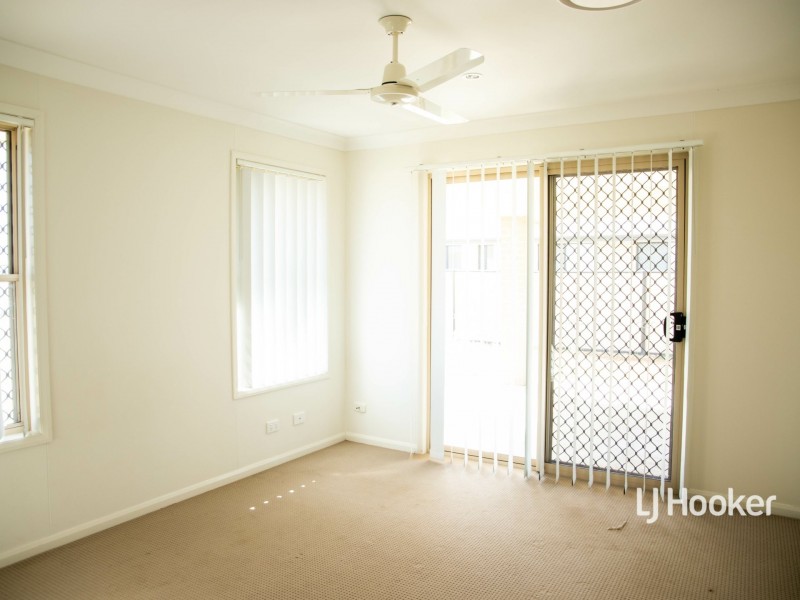 11 Lockyer Crescent, Roma QLD 4455