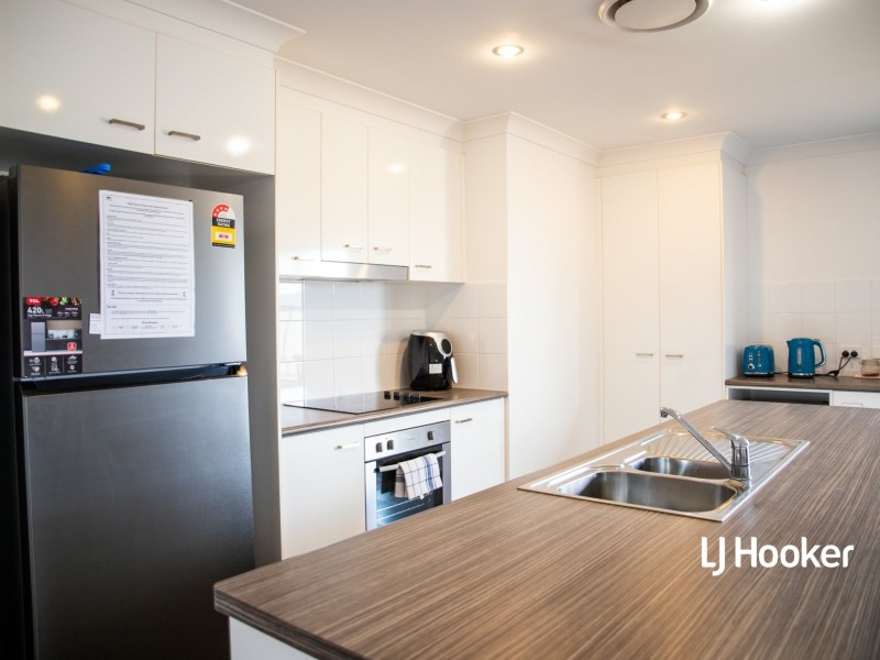 42 Howard Street, Roma QLD 4455