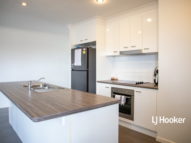 42 Howard Street, Roma QLD 4455