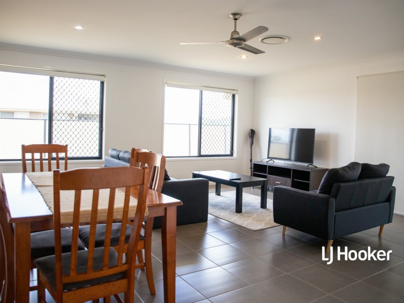 42 Howard Street, Roma QLD 4455