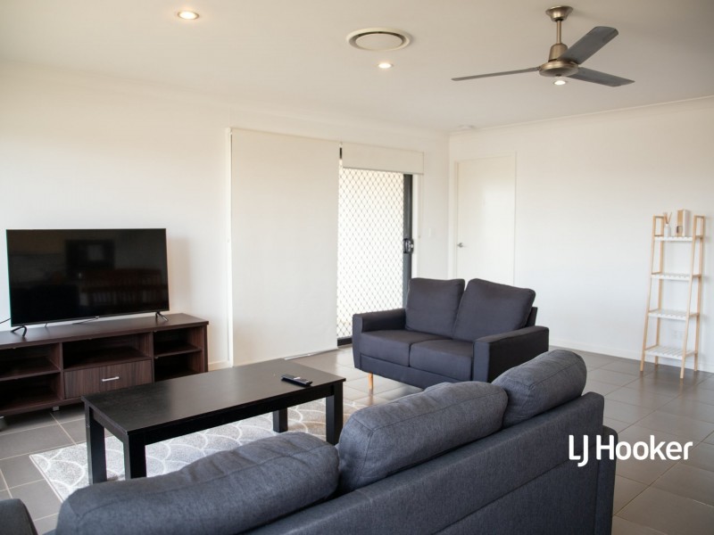 42 Howard Street, Roma QLD 4455