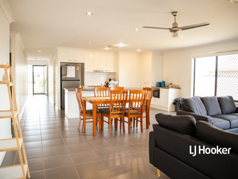 42 Howard Street, Roma QLD 4455