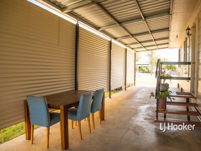 30 Hoffman Street, Roma QLD 4455