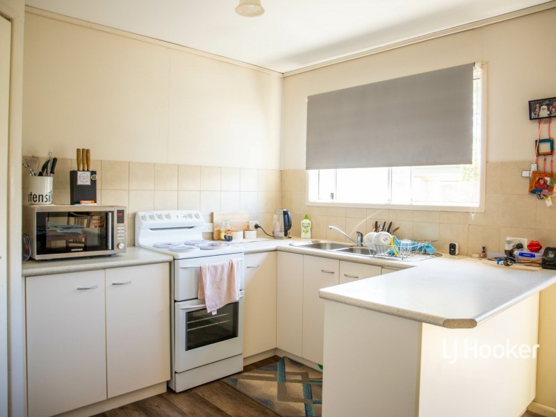 30 Hoffman Street, Roma QLD 4455