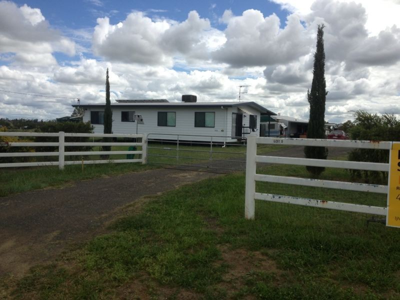 144 Bourne Drive, Roma QLD 4455