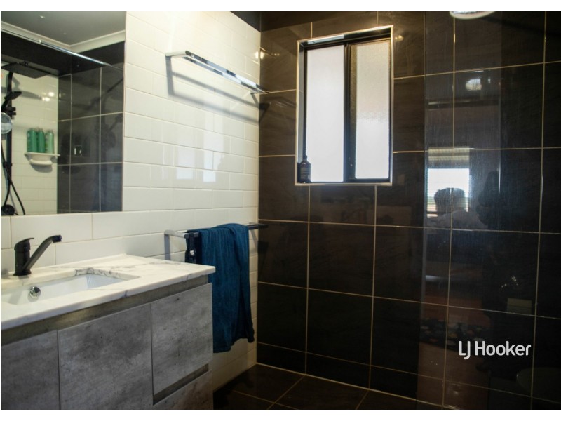 110 Six Mile Road, Roma QLD 4455