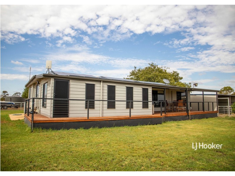 110 Six Mile Road, Roma QLD 4455