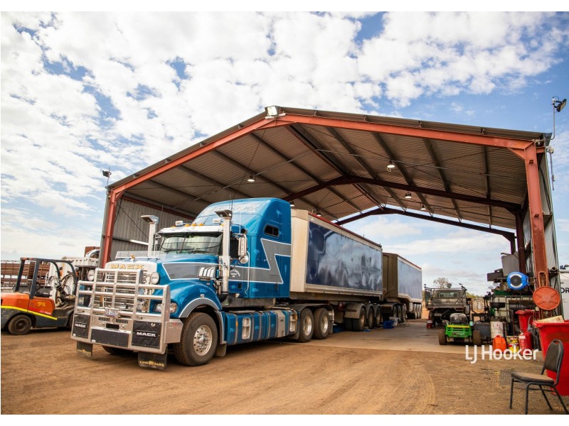 110 Six Mile Road, Roma QLD 4455