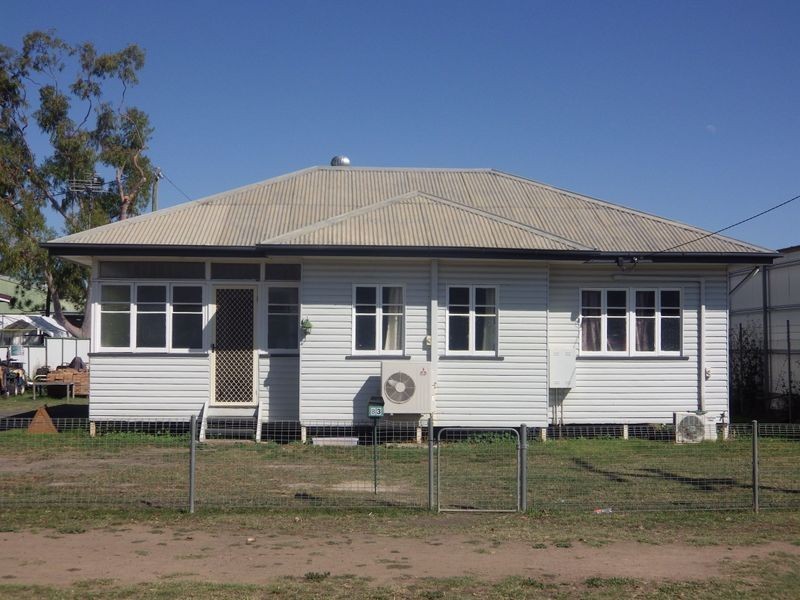 83 Charles Street, Roma QLD 4455
