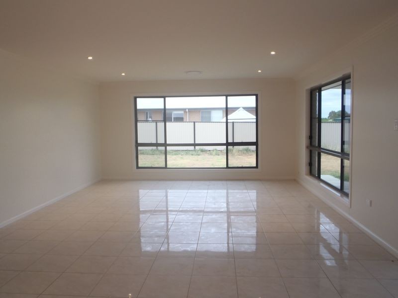 22 Beetson Drive, Roma QLD 4455