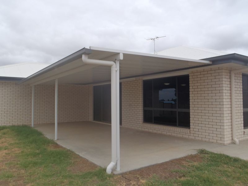 22 Beetson Drive, Roma QLD 4455