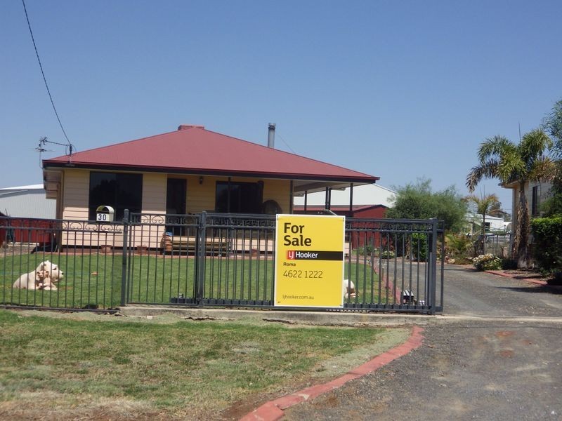 30 Alex Parade, Roma QLD 4455
