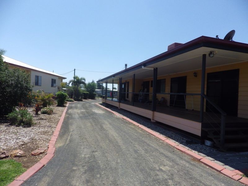 30 Alex Parade, Roma QLD 4455