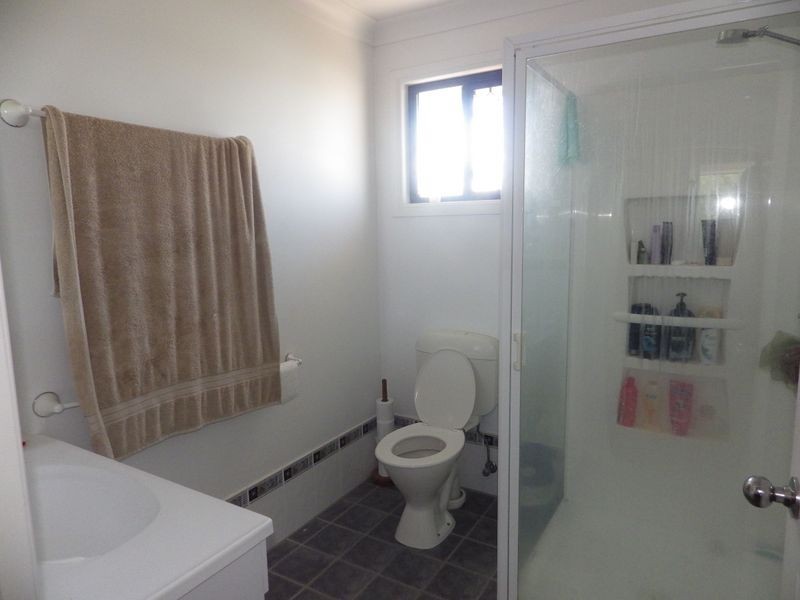 30 Alex Parade, Roma QLD 4455