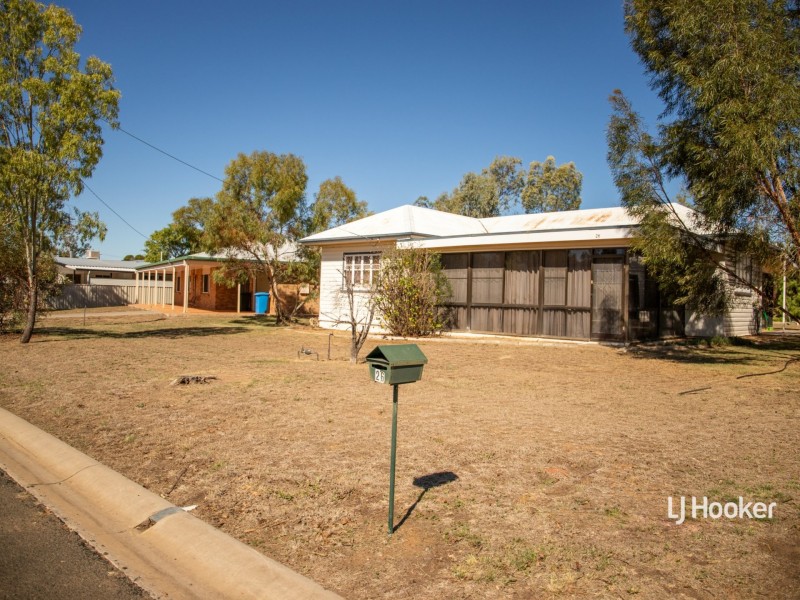 26 Mullavey Street, Roma QLD 4455