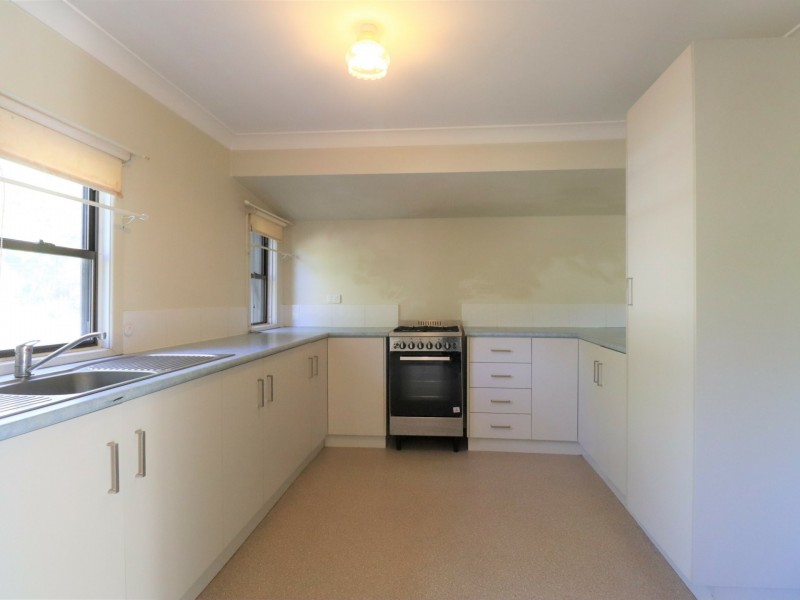 11 Bungil Street, Roma QLD 4455