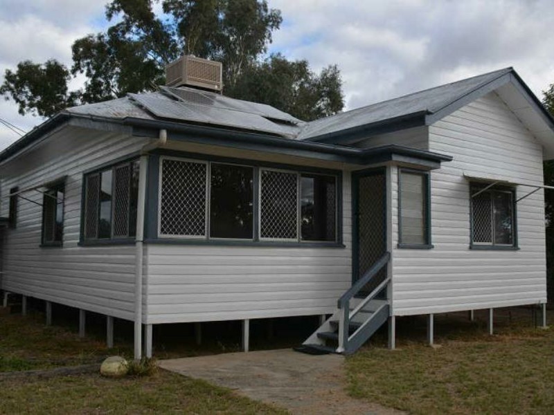 10 Adelaide Street, Mitchell QLD 4465