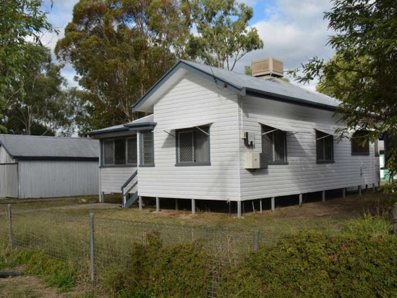 10 Adelaide Street, Mitchell QLD 4465