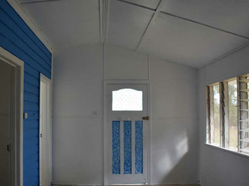 10 Adelaide Street, Mitchell QLD 4465