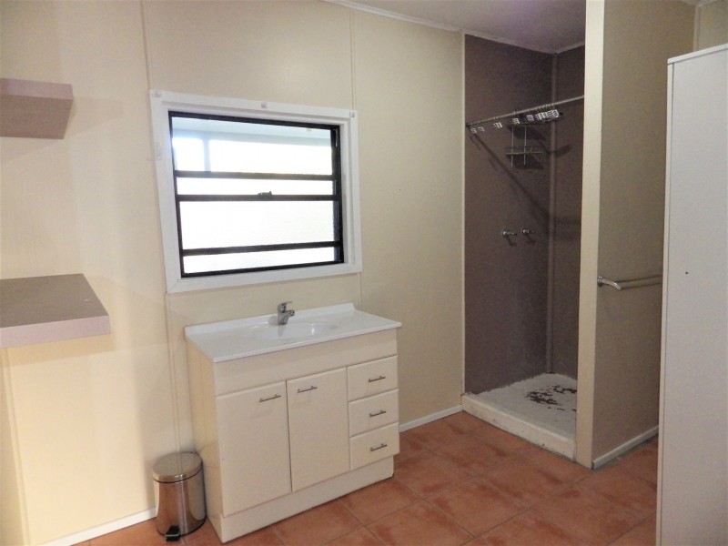 21 Spencer Street, Roma QLD 4455