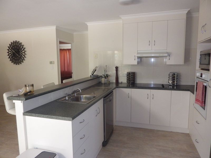 9 Roma Crescent, Roma QLD 4455