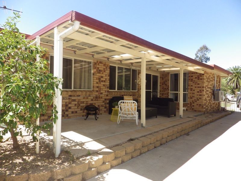 9 Roma Crescent, Roma QLD 4455