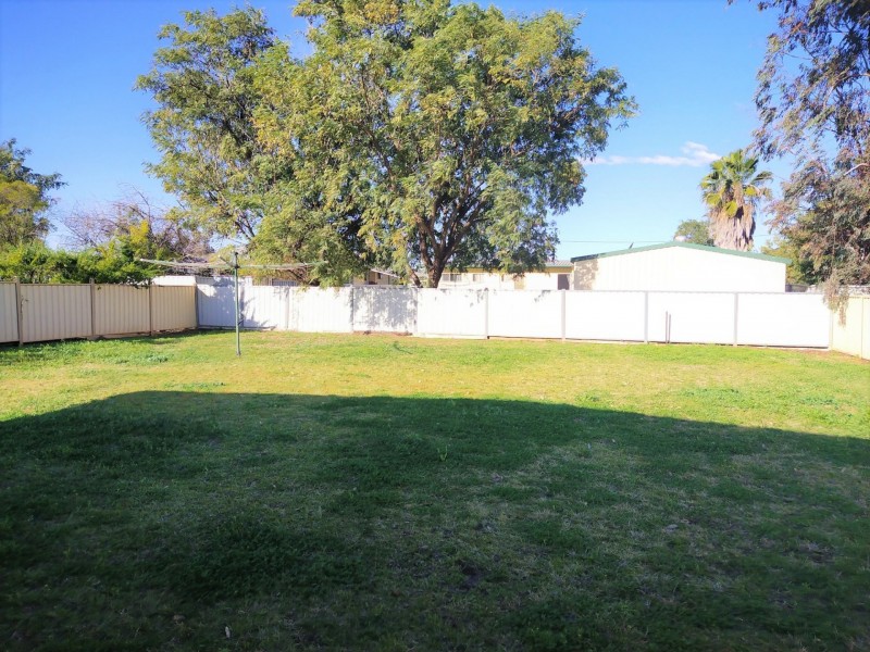 17 Alex Parade, Roma QLD 4455