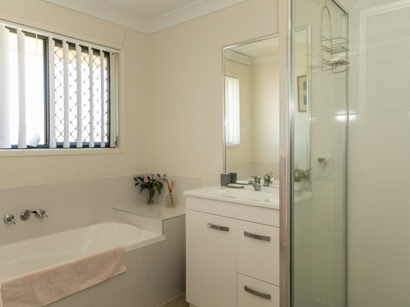 59 Wheeler Drive, Roma QLD 4455