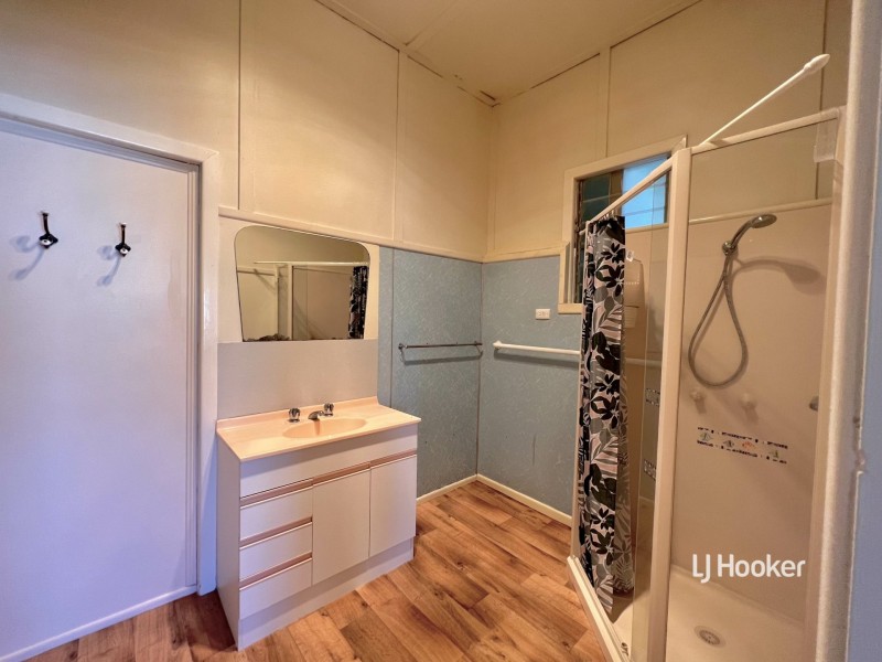 101 Arthur Street, Roma QLD 4455