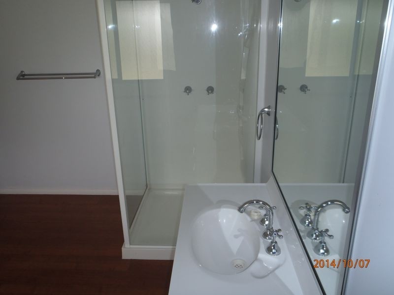 68 Minka Road, Roma QLD 4455