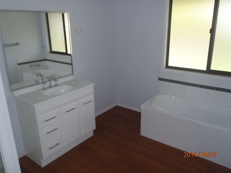 68 Minka Road, Roma QLD 4455