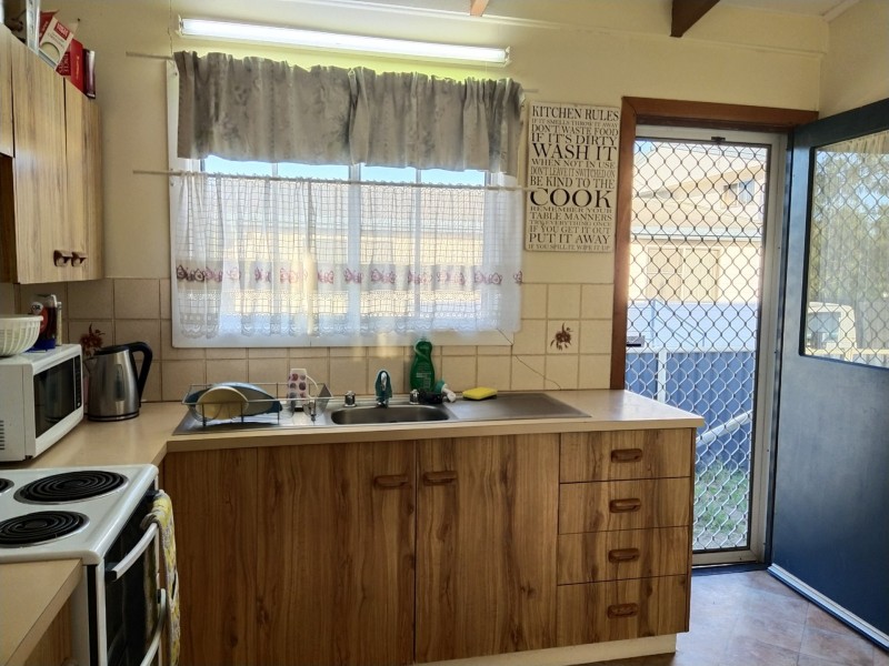 44 Derry Street, Roma QLD 4455