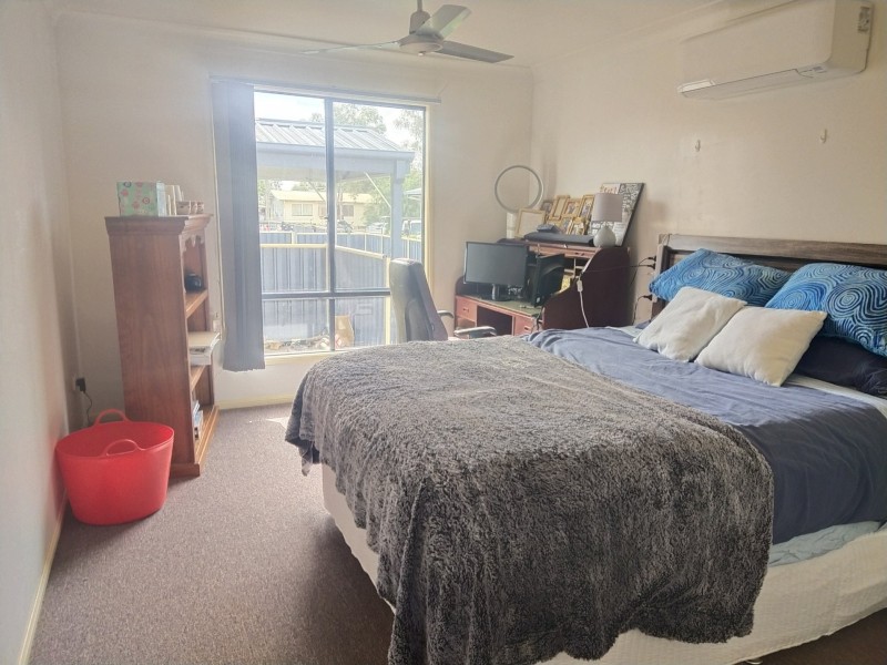 44 Derry Street, Roma QLD 4455