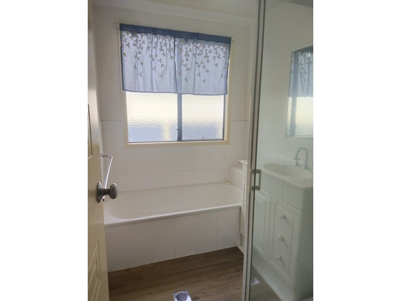 44 Derry Street, Roma QLD 4455