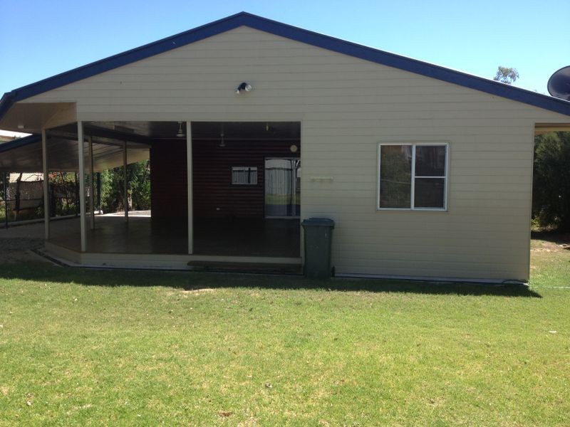 12 Fowles Street, Roma QLD 4455