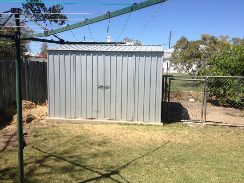 12 Fowles Street, Roma QLD 4455