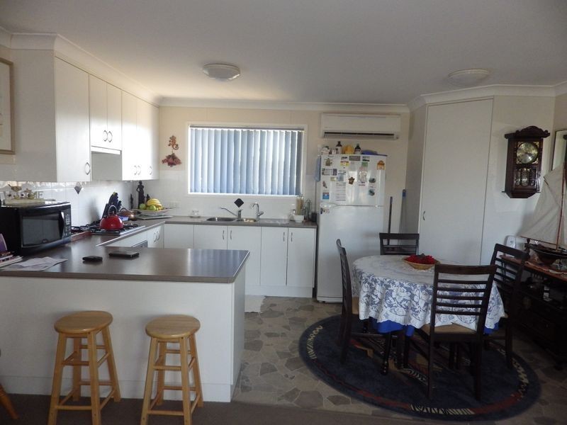 8 Bass Street, Yuleba QLD 4427