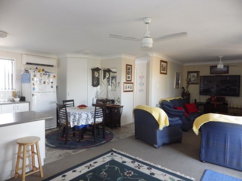 8 Bass Street, Yuleba QLD 4427